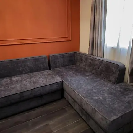 Miku - Contemporary 1 Bdr At Komuna E Parisit Τίρανα