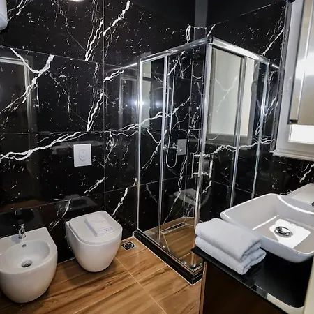 Miku - Contemporary 1 Bdr At Komuna E Parisit Διαμέρισμα